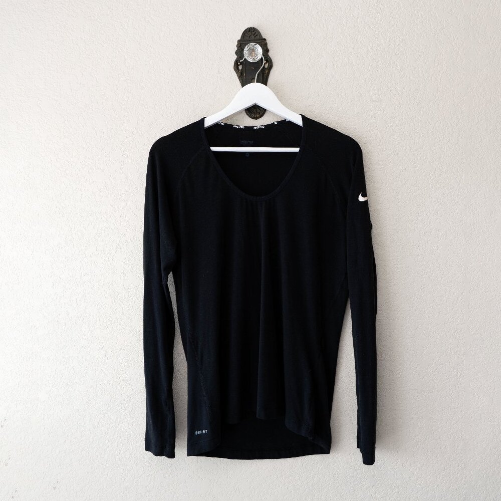 Nike Pro Womens XL Black Long Sleeve Dri-Fit Athletic Top Training Shirt